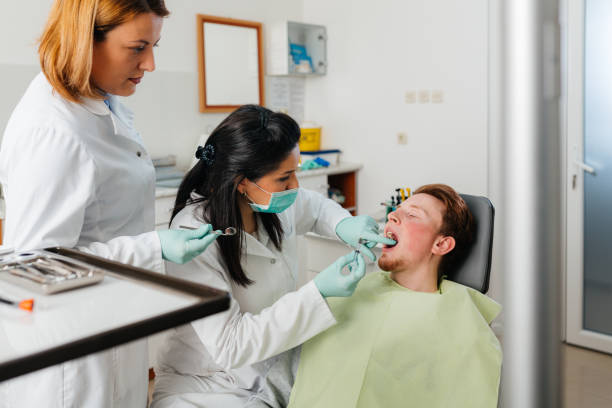 Best Emergency Dentist for Knocked-Out Tooth in Cedar Point, NC